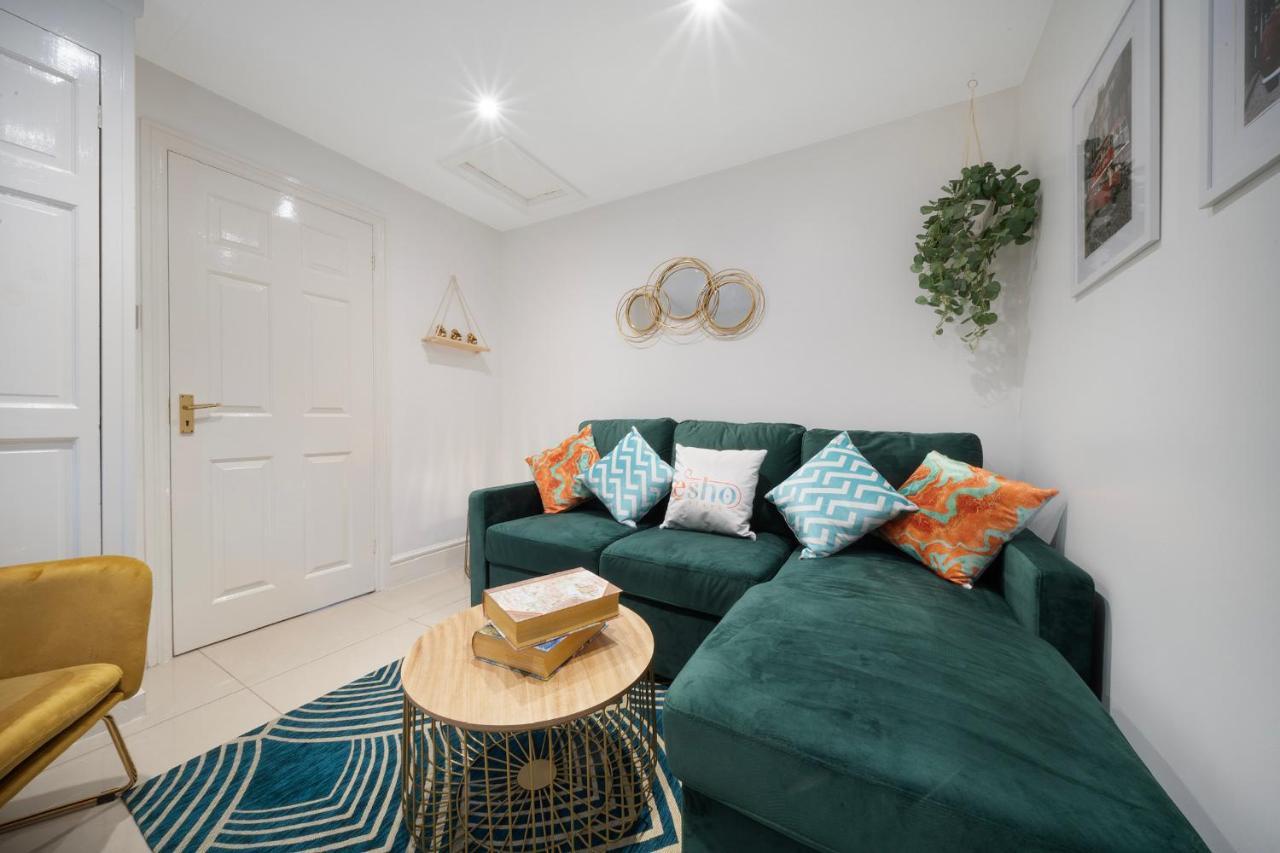 1 Bed House, Free On Street Parking, Central Γκλόστερ Εξωτερικό φωτογραφία
